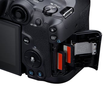 Canon EOS R7 Mirrorless Camera